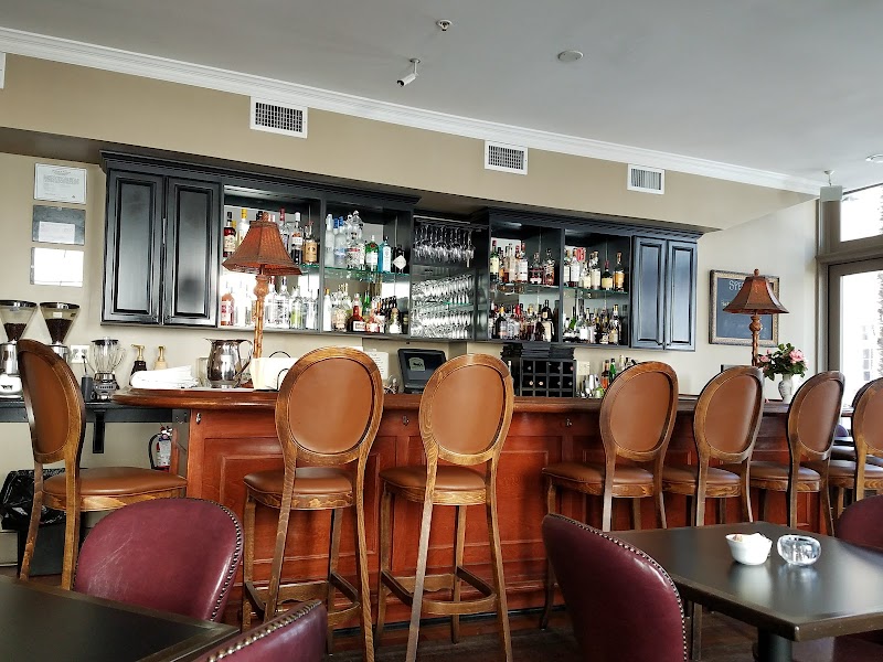 East Bay Meeting Place Bar & Cafe