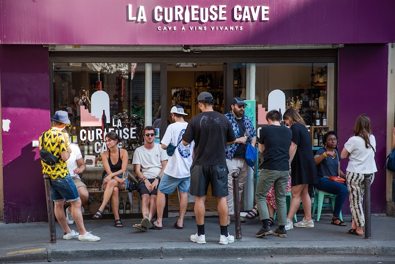 La Curieuse Cave